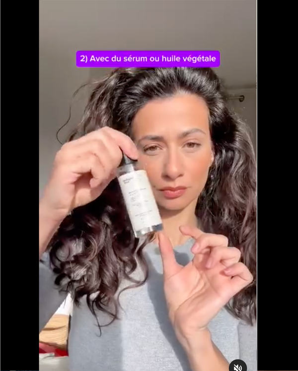 3 façons de raffraichir ses boucles sur cheveux secs: