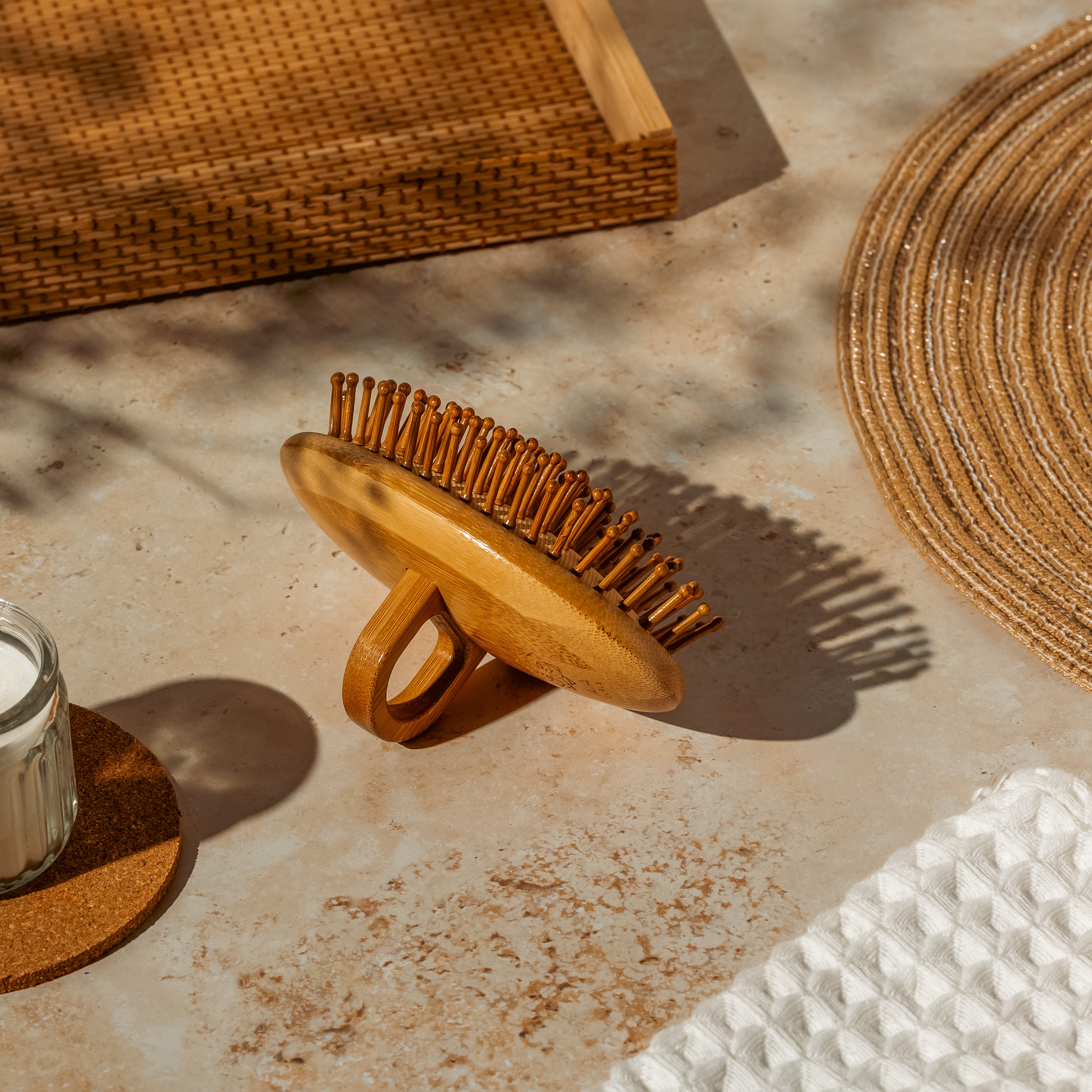 BROSSE MASSANTE EN BAMBOU